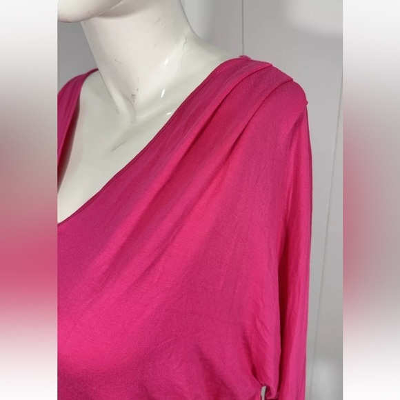 NWT Bisou Bisou Women's Sz M Sweater Pullover  Fuchsia Pink Long Dolman Sleeves - Picture 6 of 10